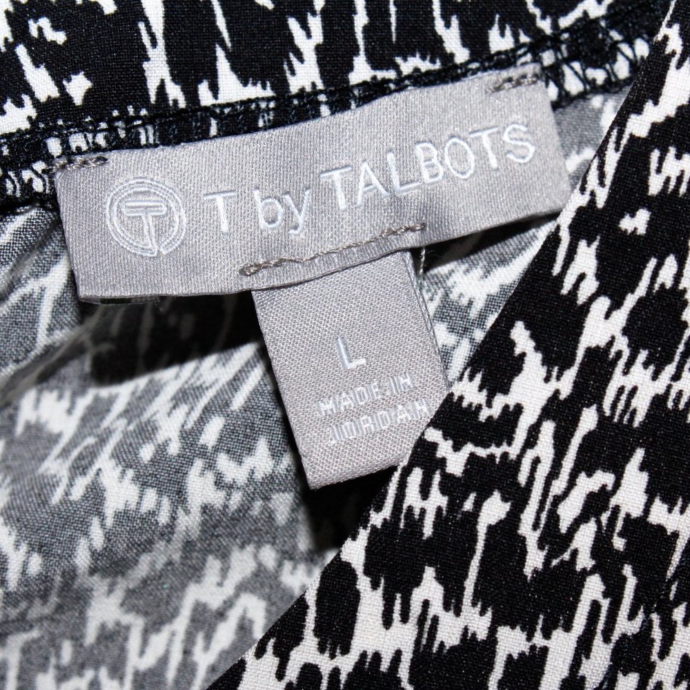T By Talbots Abstract Animal Print Keyhole Back A… - image 7